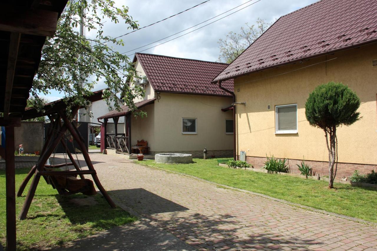 Ferienwohnung Ріточка Berehowe Exterior foto